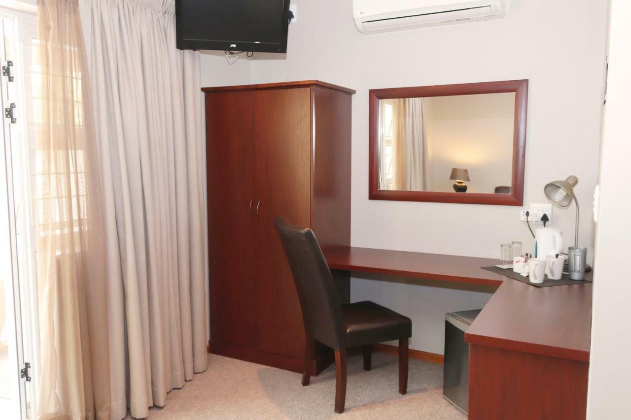 The Village Guesthouse Ceres Dış mekan fotoğraf